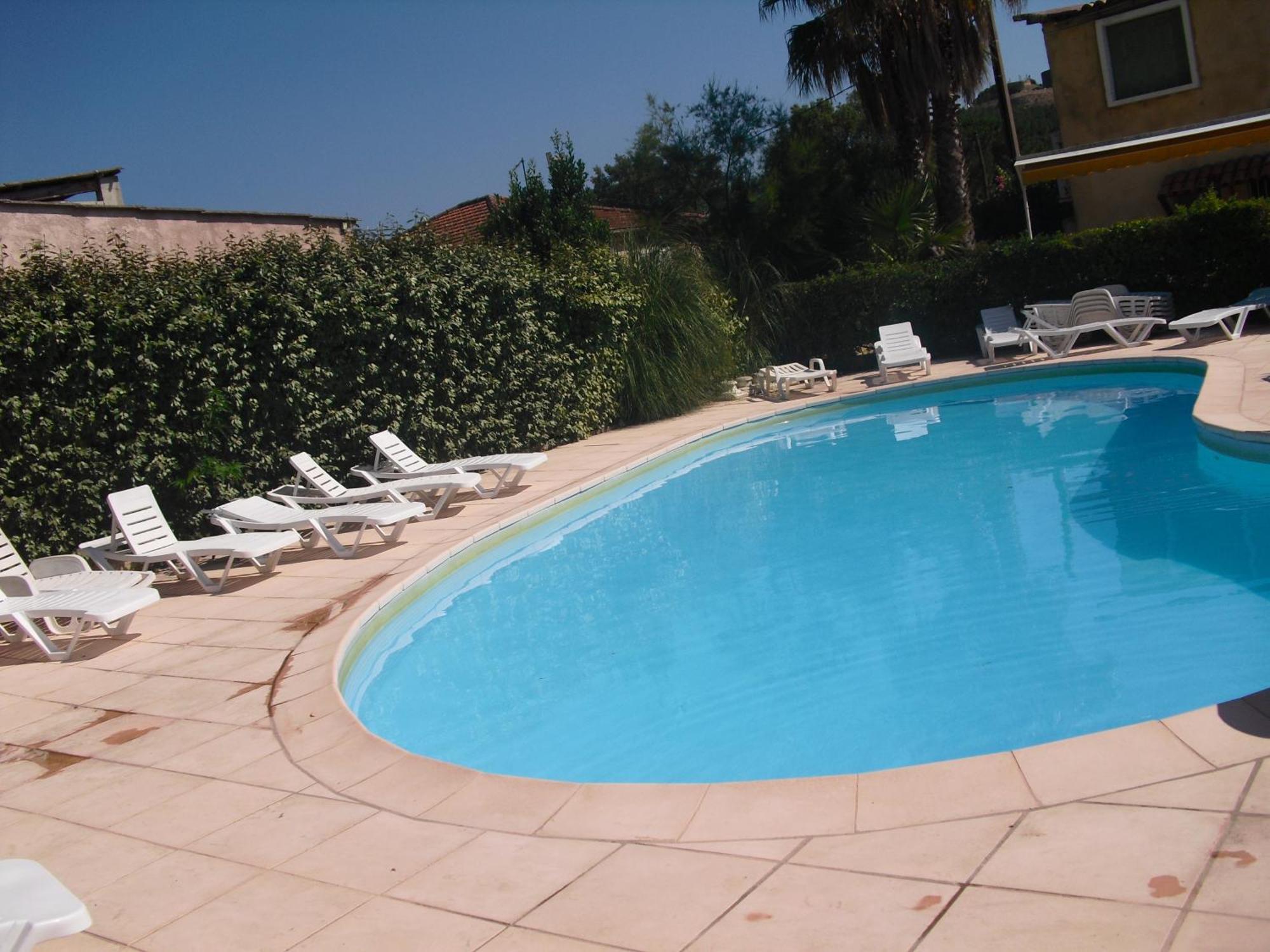 Hôtel Les Mimosas Bormes-les-Mimosas Exterior foto