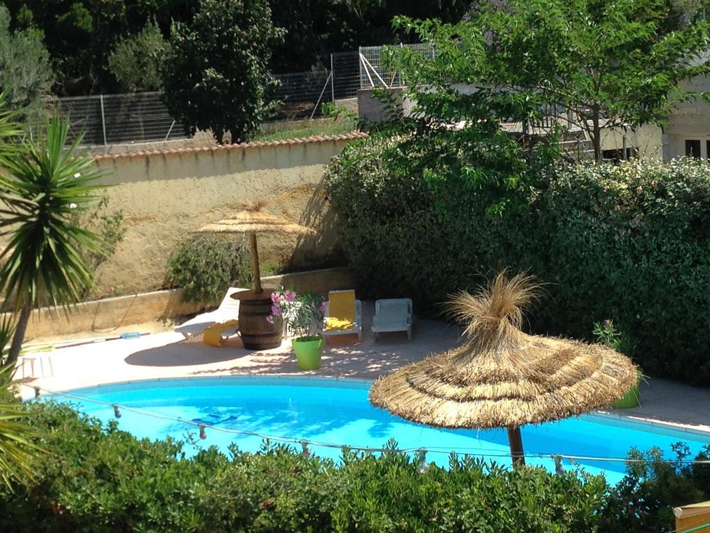 Hôtel Les Mimosas Bormes-les-Mimosas Exterior foto